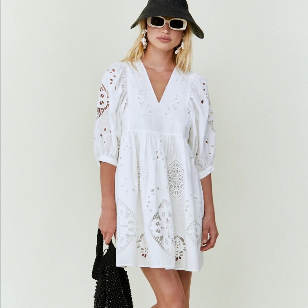 Nwt hunter bell maya dress in white